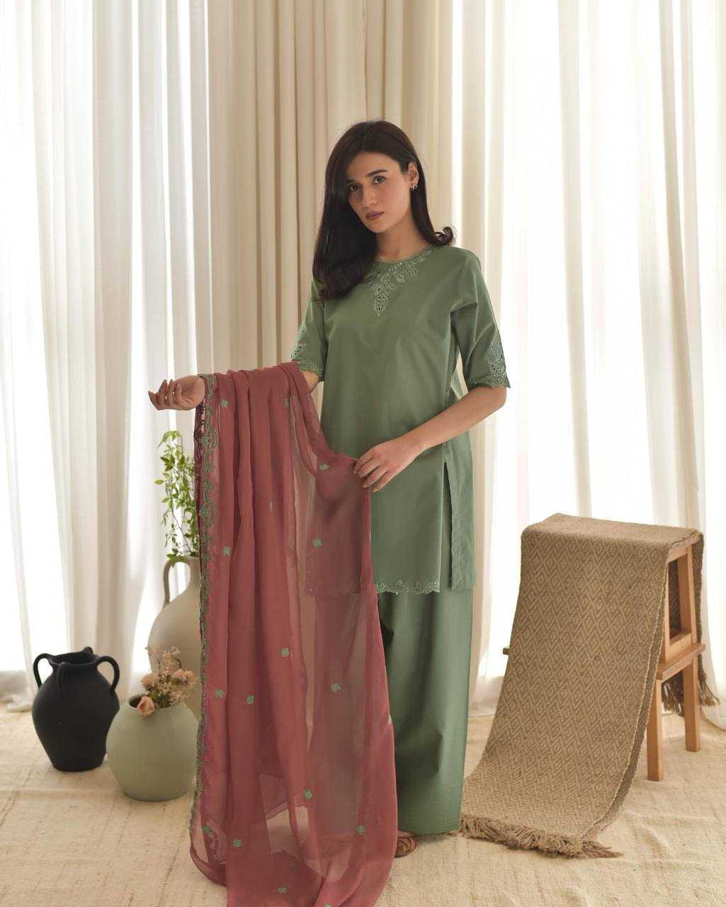 Ynf Heavy Crepe KESH523 275 Suits & Dresses Wedding Collections Festive Collections Wholesale Ladies Salwar Suits Designer Suits Embroidered Suits Manufacturer