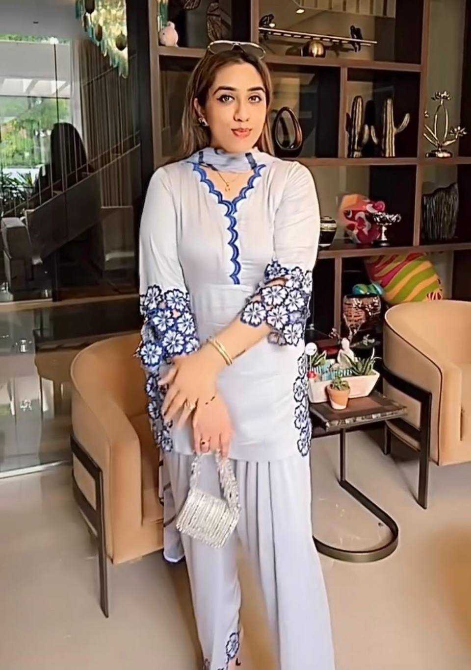 Ynf Heavy Crepe KESH523 292 Suits & Dresses Wedding Collections Festive Collections Wholesale Embroidery Suits Party wear suits Designer Suits Manufacturer
