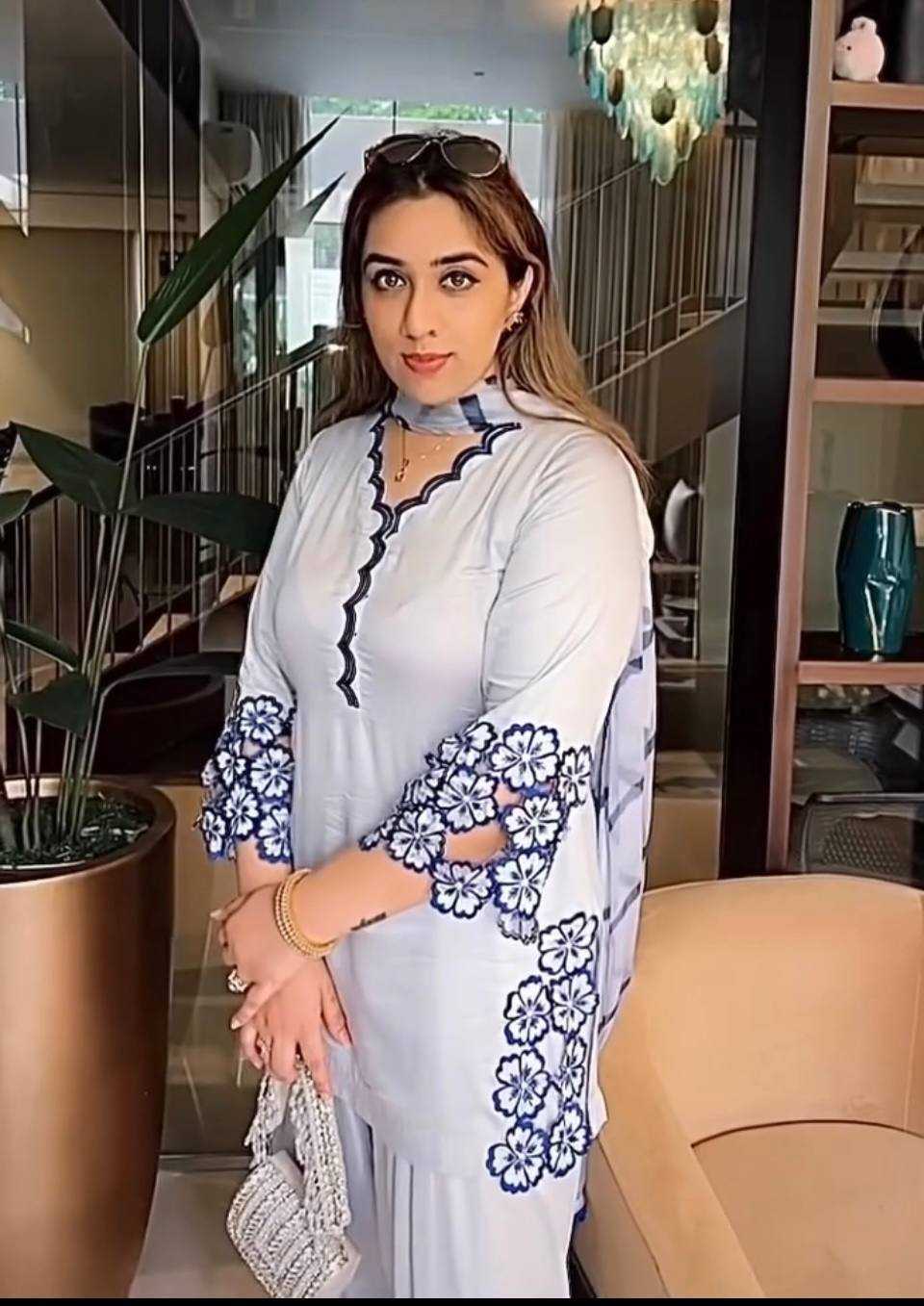 Ynf Heavy Crepe KESH523 292 Suits & Dresses Wedding Collections Festive Collections Wholesale Embroidery Suits Party wear suits Designer Suits Manufacturer