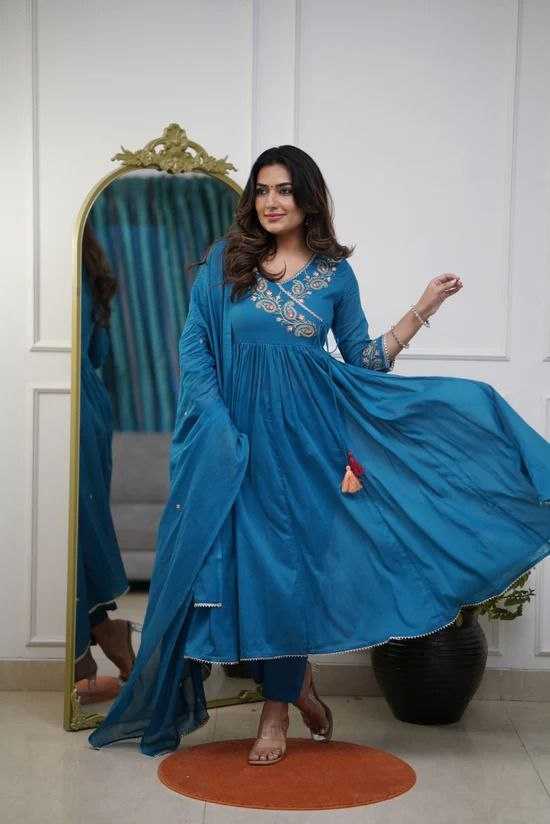 Ynf Heavy Parampara KESH529 CHARMI Suits & Dresses Wholesale Ladies Suits Embroidery Suits Party wear suits Manufacturer