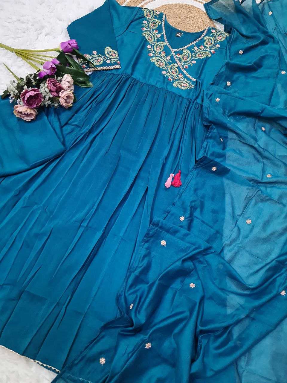 Ynf Heavy Parampara KESH529 CHARMI Suits & Dresses Wholesale Ladies Suits Embroidery Suits Party wear suits Manufacturer
