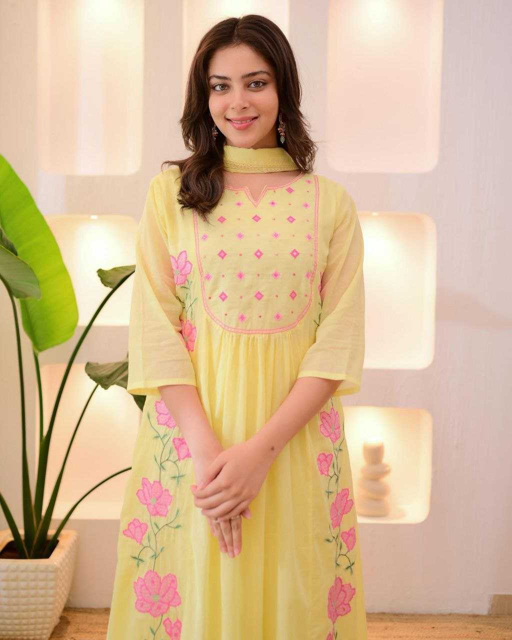 Ynf Heavy Parampara RIN217 330 Suits & Dresses Wedding Collections Festive Collections Wholesale Embroidery Suits Ladies Silk Suit Party Wear Dresses Manufacturer
