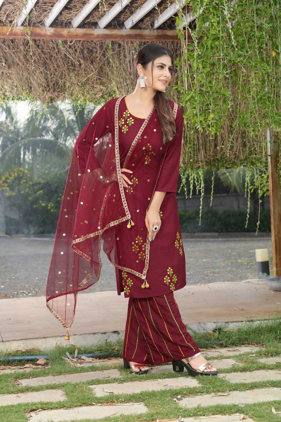 Ynf Heavy Rayon RIN158 Zalak Kurti Wholesale Designer Kurtis Rayon Kurtis Embroidered Kurtis Manufacturer
