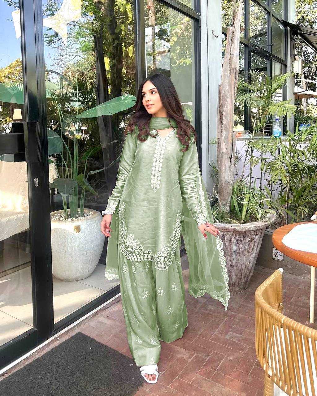 Ynf Heavy Roman Silk KESH159 1703 Suits & Dresses Wholesale Embroidery Suits Ladies Salwar Suits Manufacturer