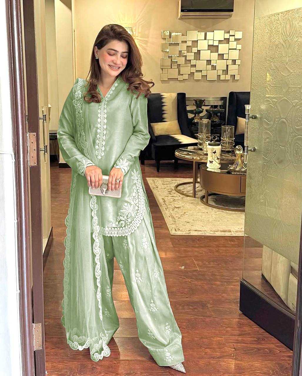 Ynf Heavy Roman Silk KESH159 1703 Suits & Dresses Wholesale Embroidery Suits Ladies Salwar Suits Manufacturer