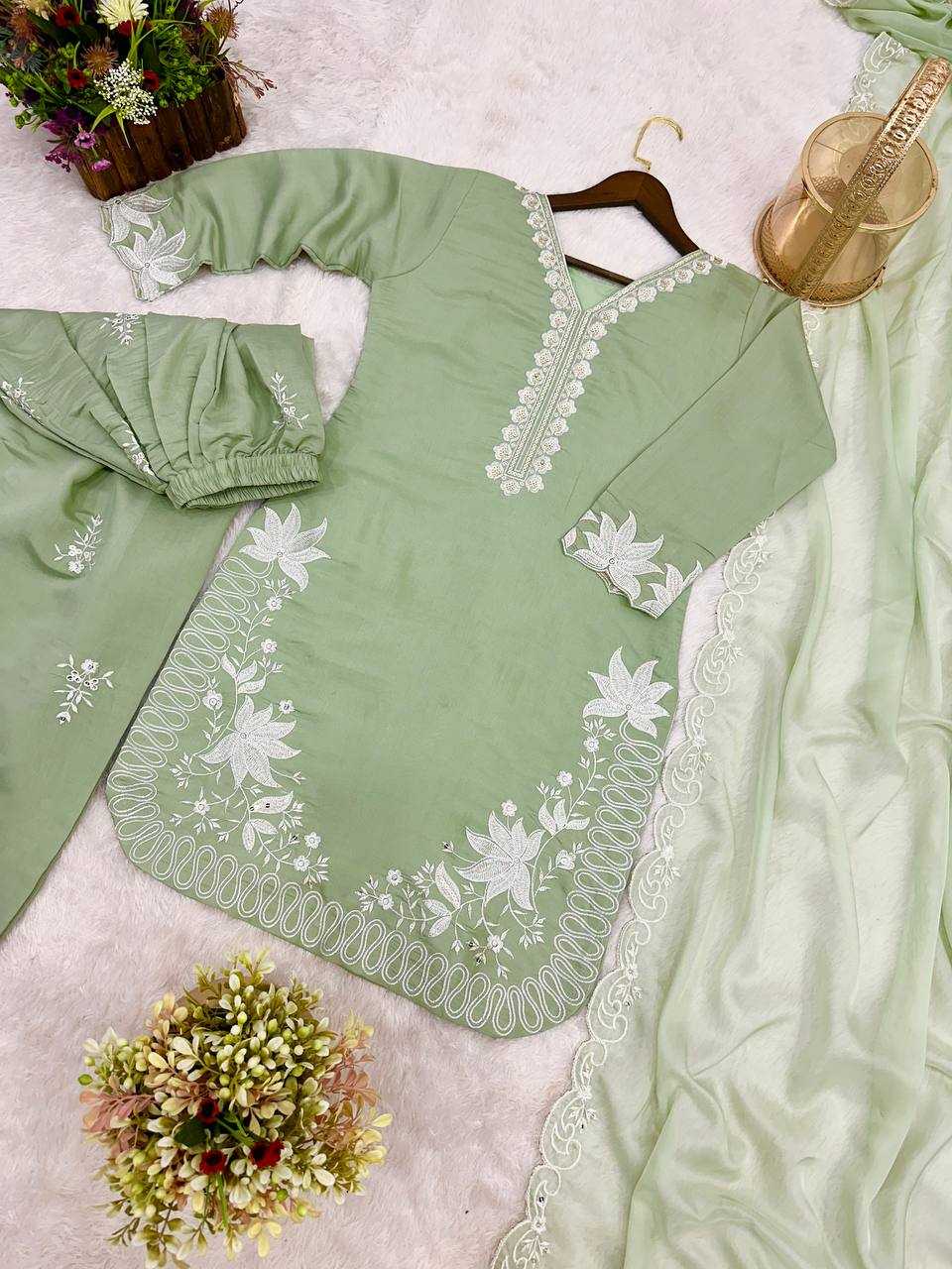Ynf Heavy Roman Silk KESH159 1703 Suits & Dresses Wholesale Embroidery Suits Ladies Salwar Suits Manufacturer