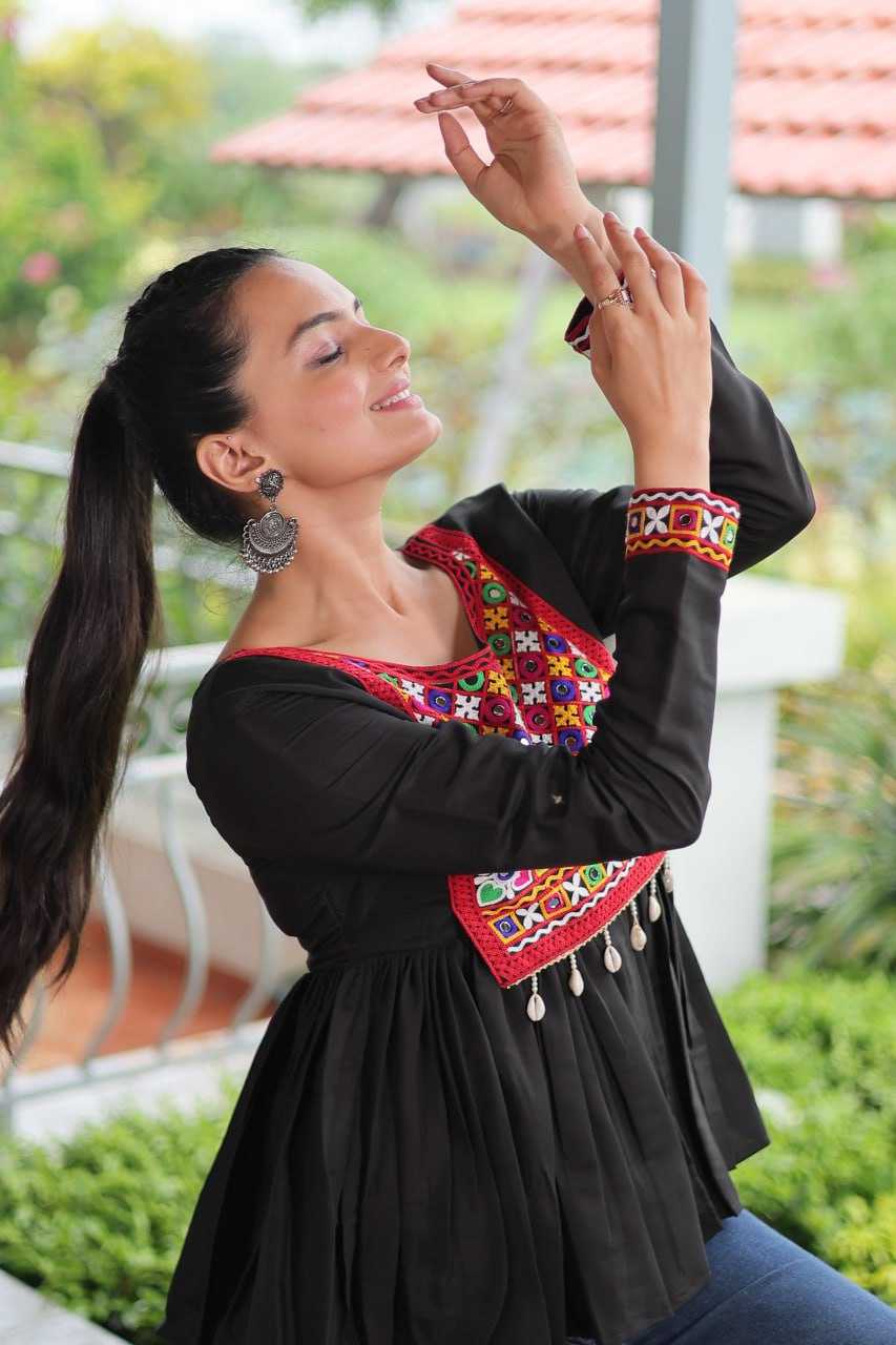 Ynf Heavy Roman Silk KESH491 9254 Kurti Wholesale Short Kurtis Fancy Kurti Embroidered Kurtis Manufacturer