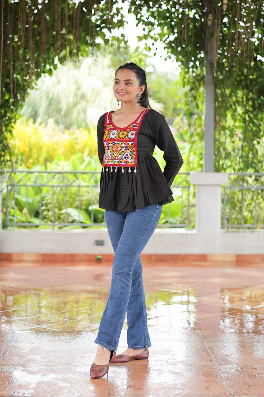 Ynf Heavy Roman Silk KESH491 9254 Kurti Wholesale Short Kurtis Fancy Kurti Embroidered Kurtis Manufacturer