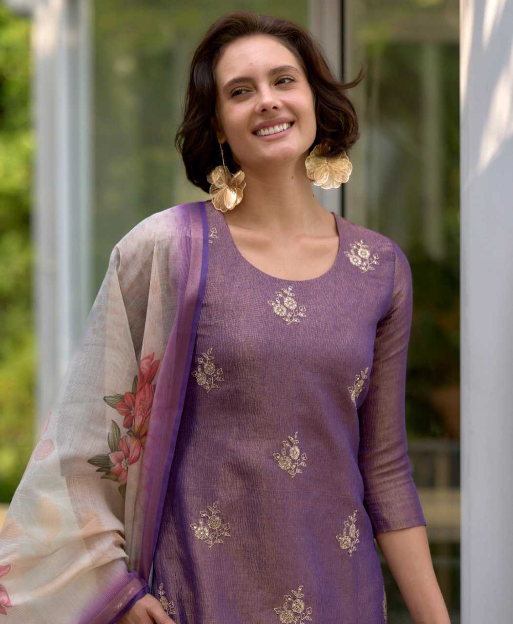 Ynf Heavy Roman Silk KESH507 JAINIL Suits & Dresses Wholesale Embroidery Suits Party wear suits Silk Suits Manufacturer