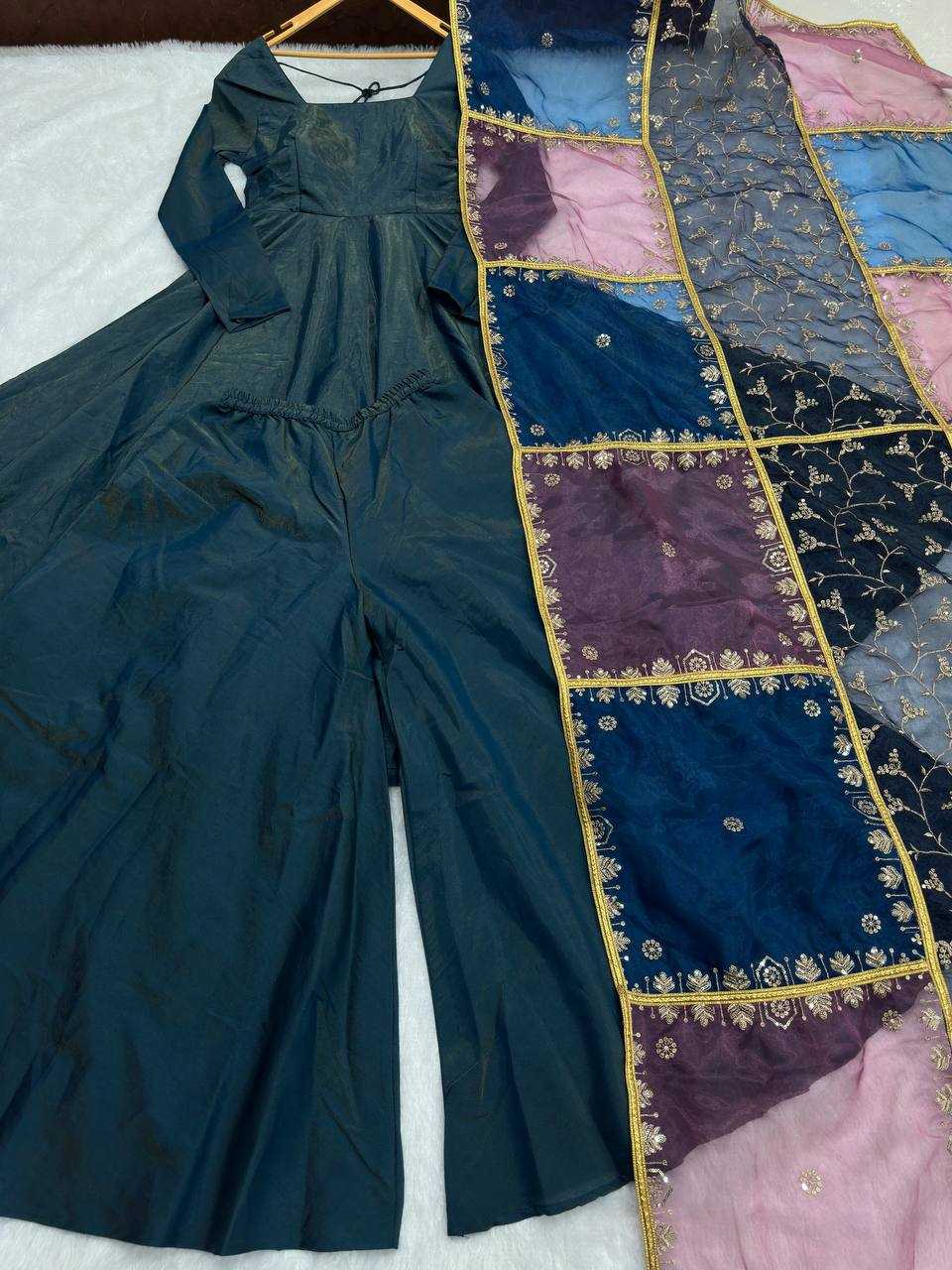 Ynf Heavy Roman Silk KESH533 5113 Gowns Wholesale Fancy Gowns Anarkali Gown Long Gowns Manufacturer