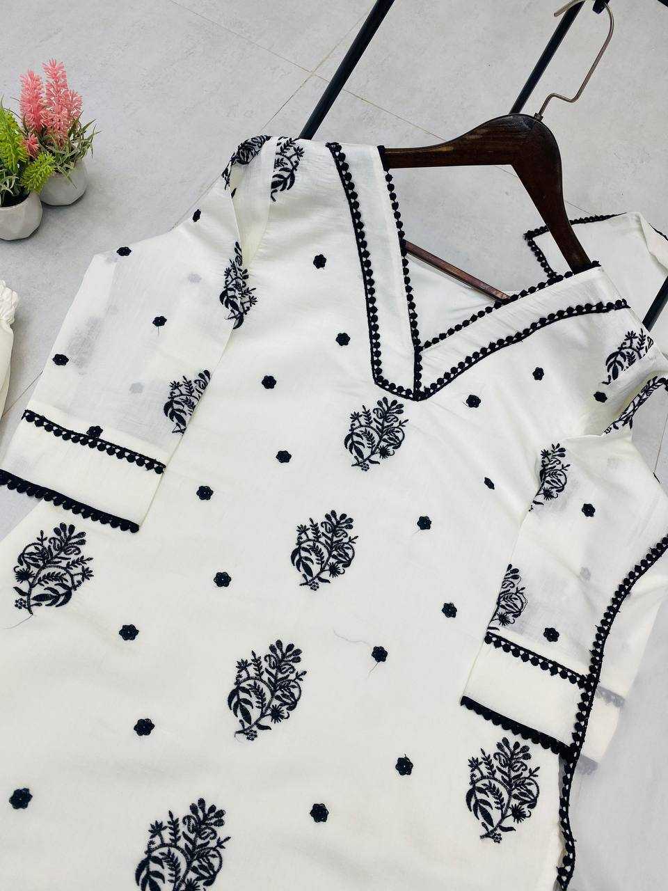Ynf Heavy Roman Silk RIN141 1960 Suits & Dresses Wedding Collections Festive Collections Wholesale Embroidery Suits Ladies Silk Suit Casual Dresses Manufacturer