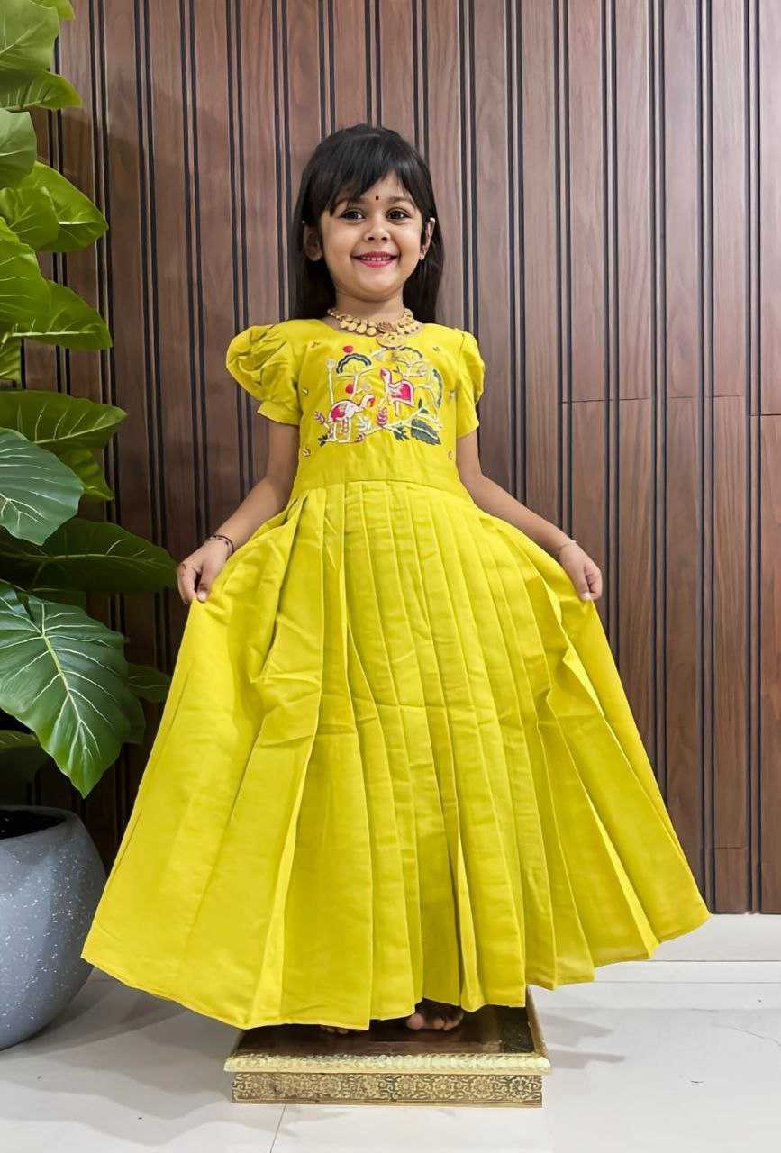 Ynf Heavy Roman Silk RIN161 finish Kids Wear Wholesale Kids Gown Embroidered Frock Manufacturer