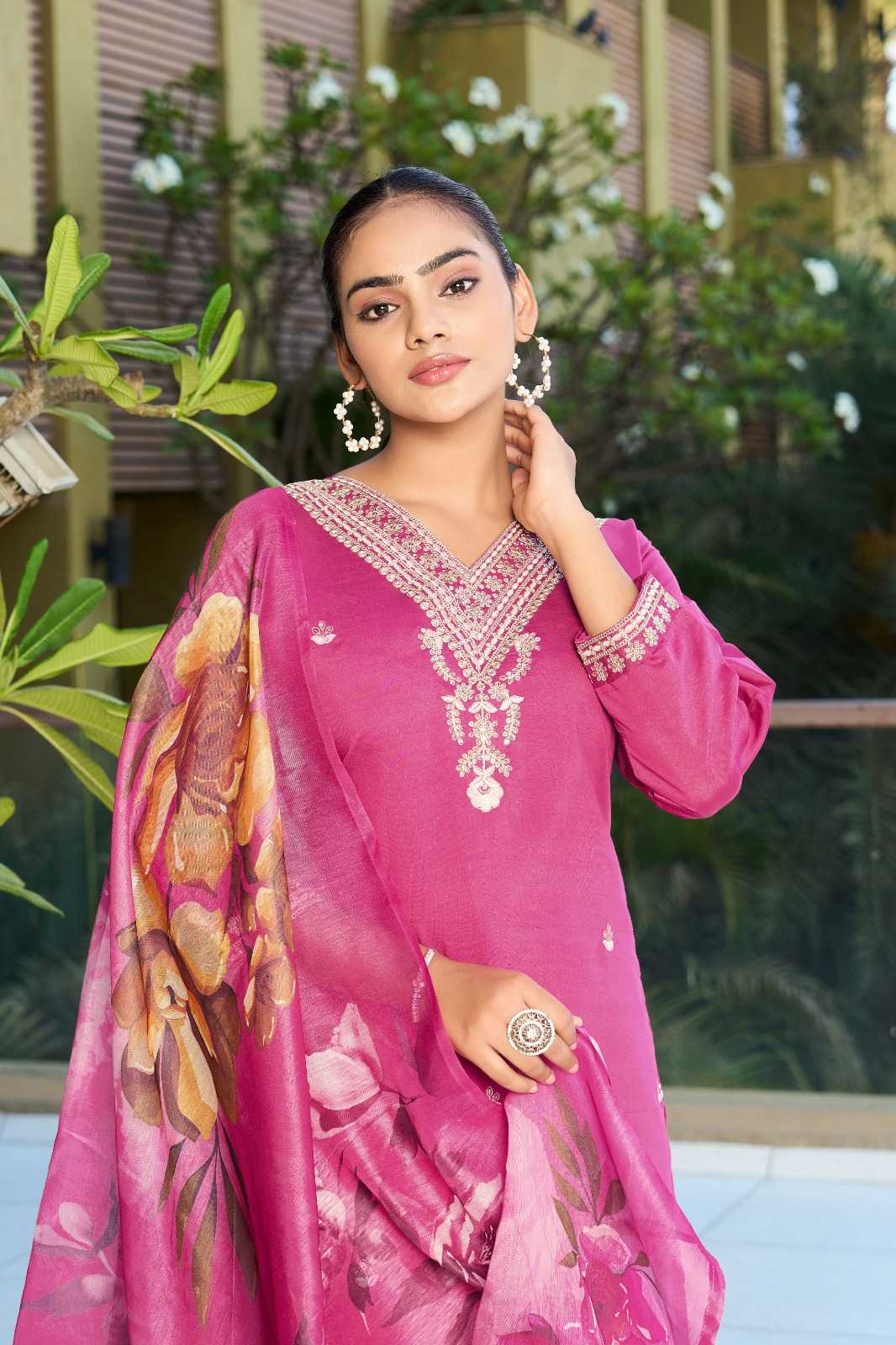 Ynf Heavy Roman Silk RIN190 KPD-9026 Setwise Collections Wholesale Kurtis Catalogs Manufacturer