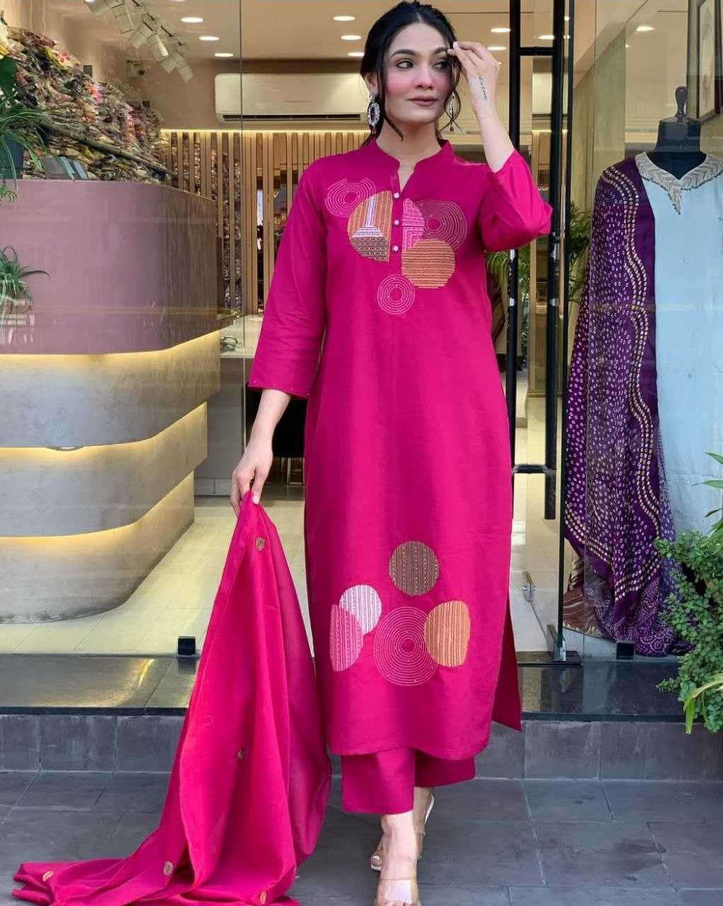 Ynf Heavy Roman Silk RIN193 wrinkle Suits & Dresses Wholesale Ladies Suits Party wear suits Designer Suits Manufacturer
