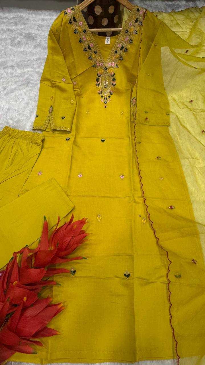 Ynf Heavy Roman Silk RIN222 LP1062 Kurti Wholesale Designer Kurtis Embroidered Kurtis Silk Kurtis Manufacturer