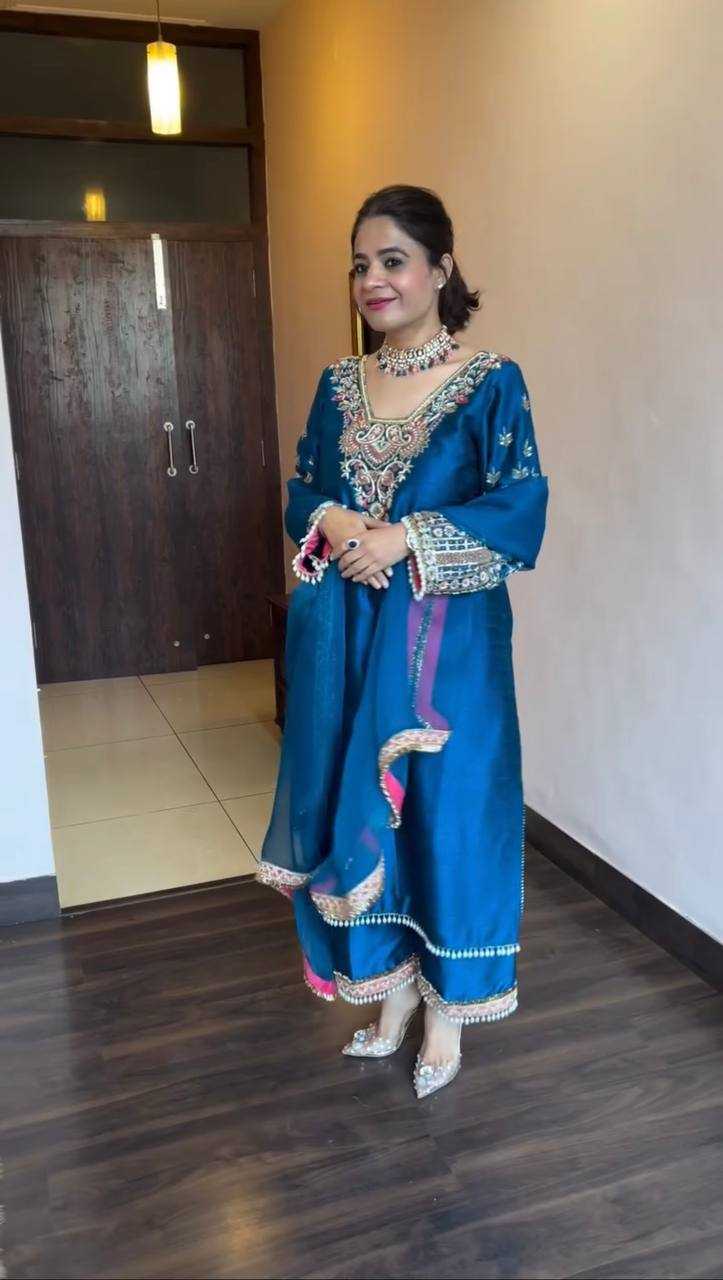 Ynf Heavy Silk KESH512 170 Suits & Dresses Wholesale Ladies Suits Dresses Designer Suits Manufacturer