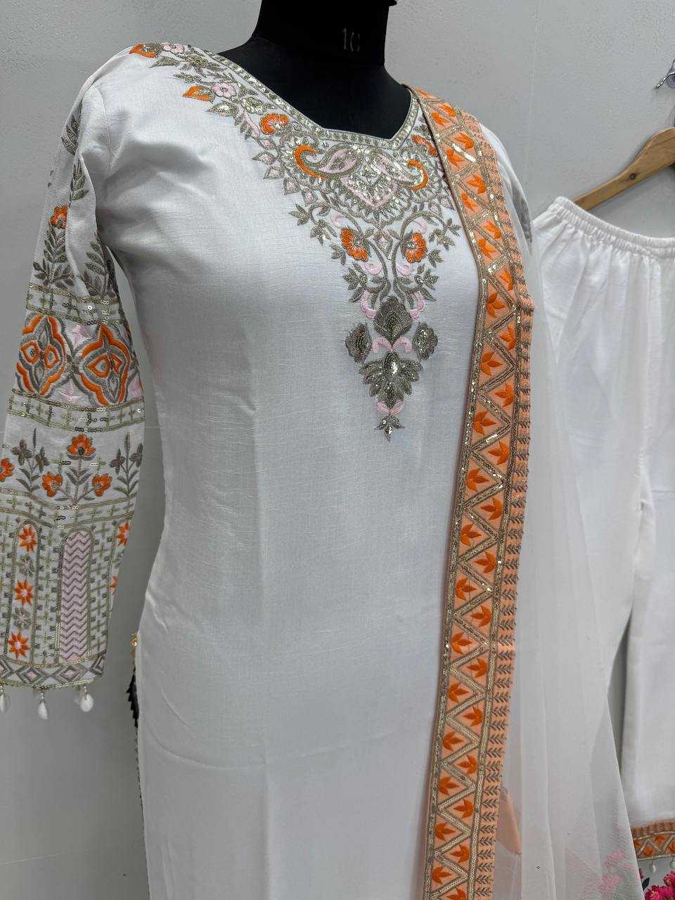Ynf Heavy Silk KESH512 170 Suits & Dresses Wholesale Ladies Suits Dresses Designer Suits Manufacturer