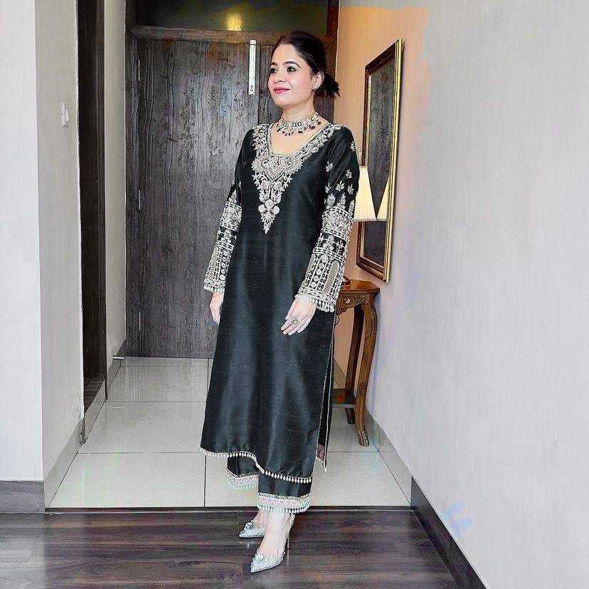 Ynf Heavy Silk KESH512 170 Suits & Dresses Wholesale Ladies Suits Dresses Designer Suits Manufacturer