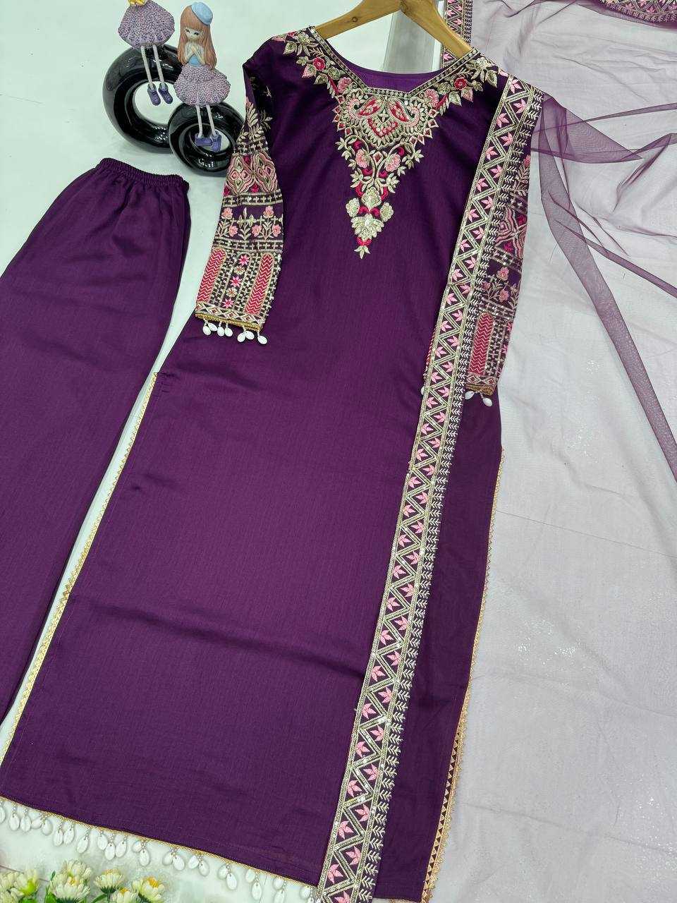 Ynf Heavy Silk KESH512 170 Suits & Dresses Wholesale Ladies Suits Dresses Designer Suits Manufacturer
