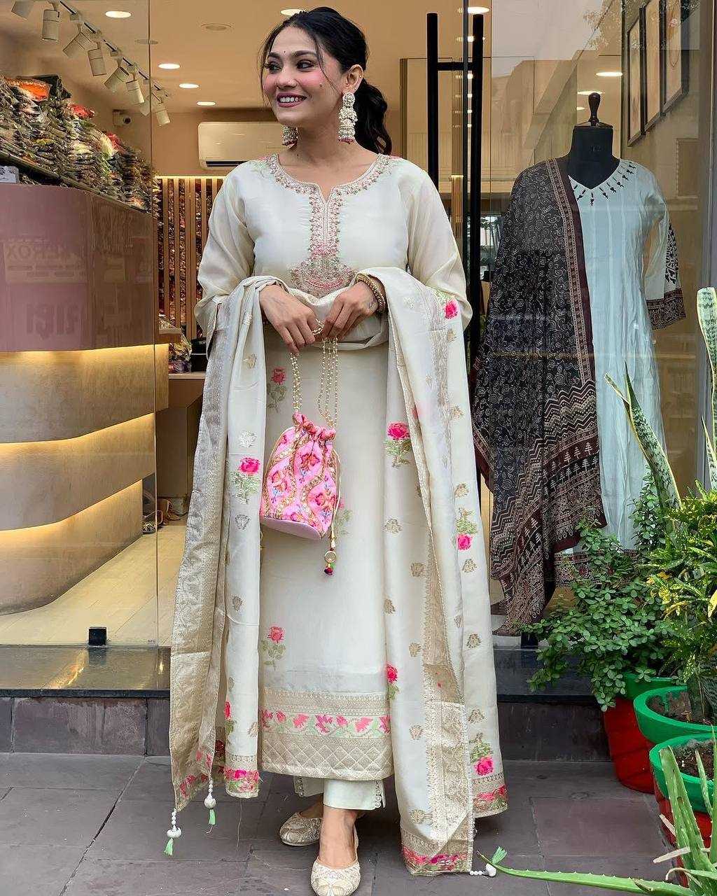 Ynf Jacquard KESH501 indicated Kurti Wholesale Festive Kurtis Cotton Kurtis Embroidered Kurtis Manufacturer