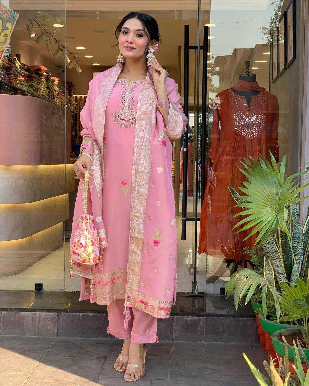 Ynf Jacquard KESH501 indicated Kurti Wholesale Festive Kurtis Cotton Kurtis Embroidered Kurtis Manufacturer