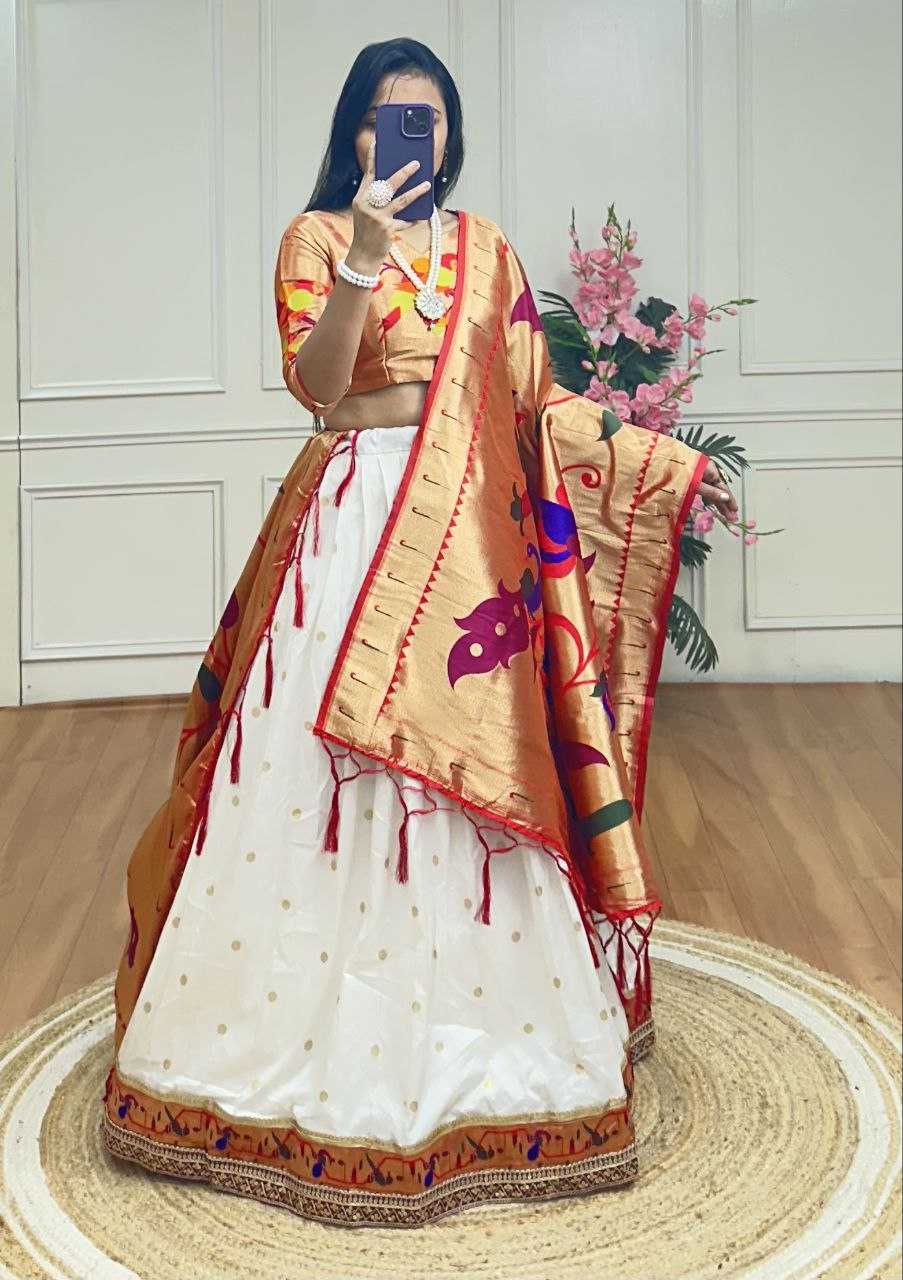 Ynf Jacquard KESH511 kanta bai Lehengas Wholesale Traditional Lehenga Paithani Lehenga White Lehenga Manufacturer
