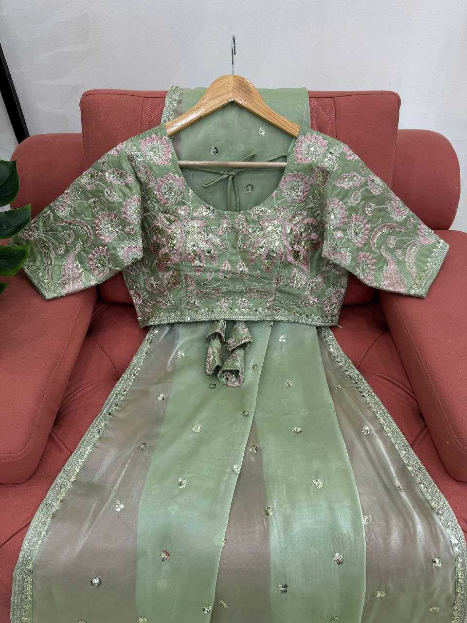 Ynf Jimmy Choo RIN216 poonam Sarees Wedding Collections Festive Collections Wholesale Jimmy Choo Sarees Embroidered Sarees Zari Sarees Manufacturer