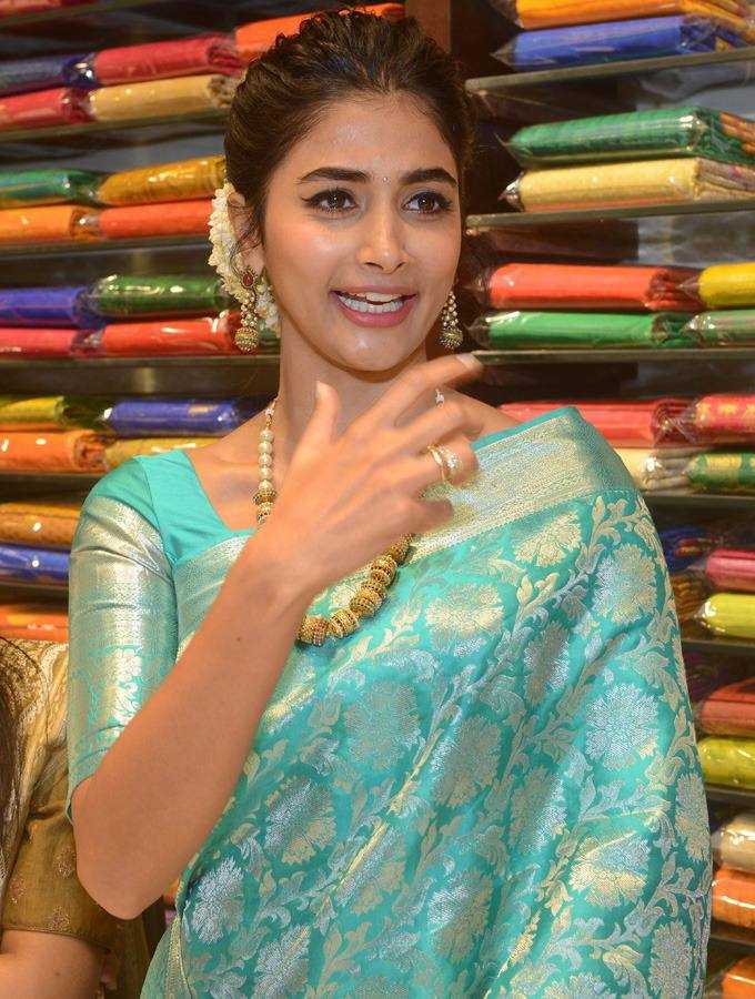 Ynf Lichi Silk KESH551 068 Silk Sarees Bollywood Collections Wholesale Designer Silk Sarees Pooja Hedge Manufacturer