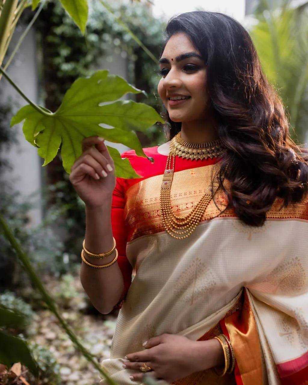 Ynf Lichi Silk KESH551 254 Silk Sarees Wholesale Silk Sarees With Contrast Pallu Manufacturer