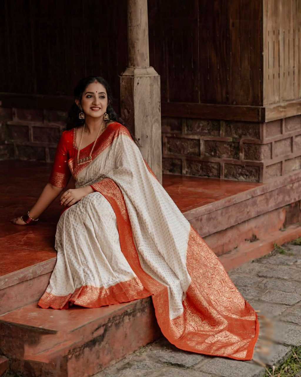 Ynf Lichi Silk RIN219 1910 Sarees Wholesale Fancy Sarees Ladies Sarees Jacquard Saree Manufacturer