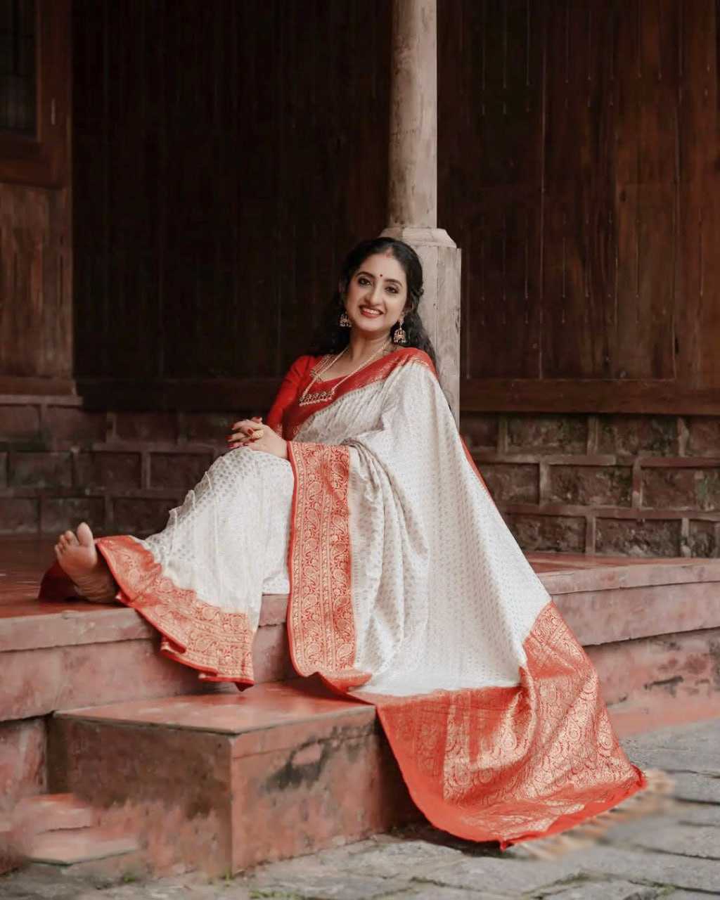 Ynf Lichi Silk RIN219 1910 Sarees Wholesale Fancy Sarees Ladies Sarees Jacquard Saree Manufacturer