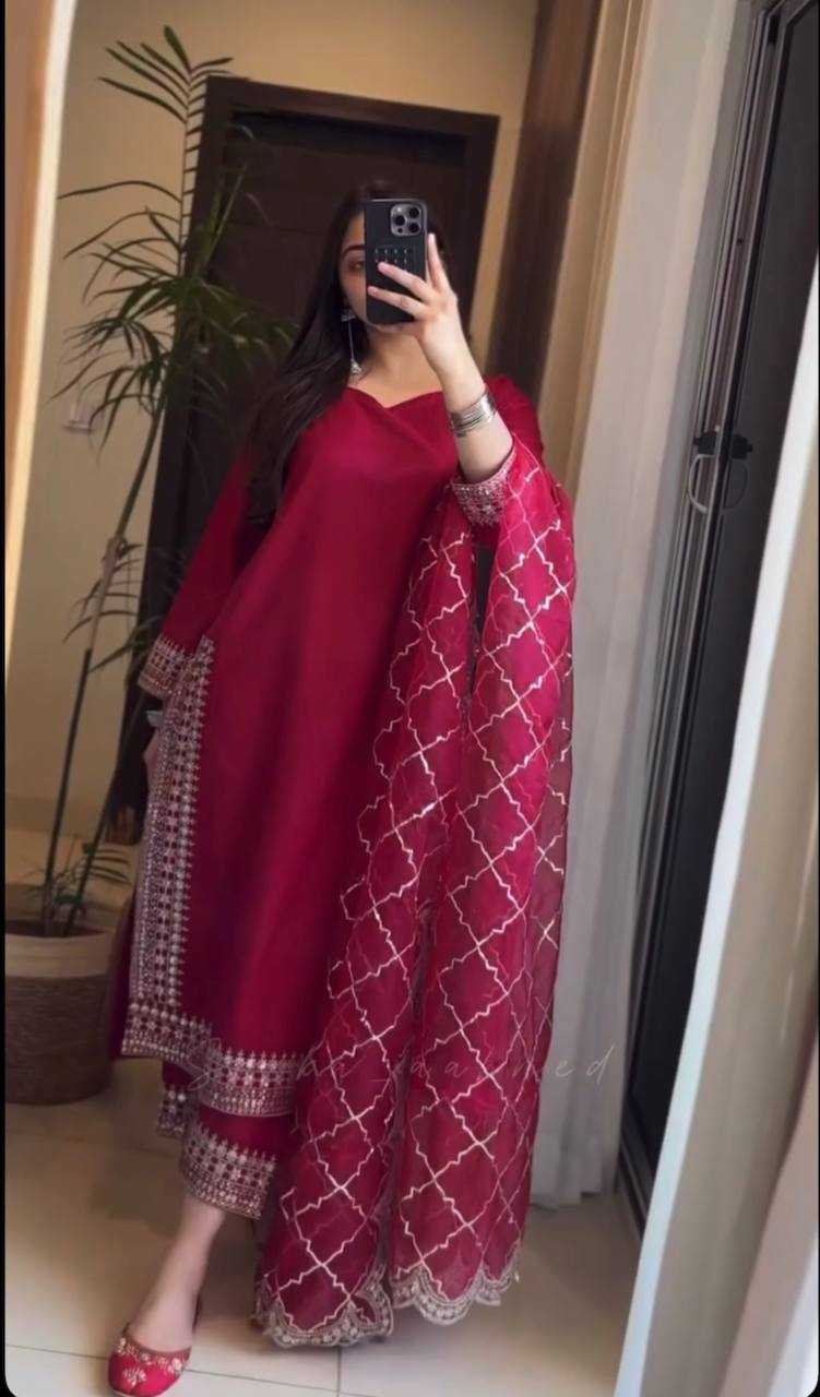 Ynf Malay Satin Silk KESH528 465 Suits & Dresses Islamic Clothing Wedding Collections Wholesale Pakistani Suits Embroidery Suits Ladies Silk Suit Manufacturer