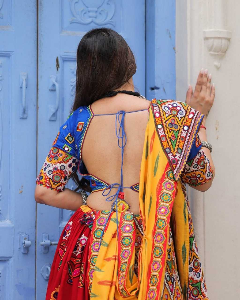Ynf Muslin Cotton RIN207 1561 Lehengas Festive Collections Wholesale Fancy Lehenga Chaniya Choli Mirror Work Lehenga Navratri Chaniya Choli Manufacturer