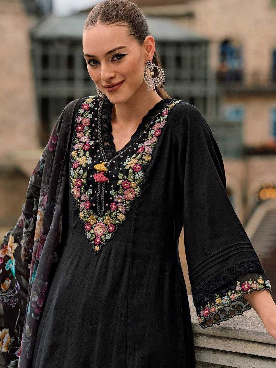 Ynf Muslin KESH529 KAJAL Kurti Wholesale Casual Kurtis Festive Kurtis Party Wear Kurtis Embroidered Kurtis A-Line Kurtis Manufacturer
