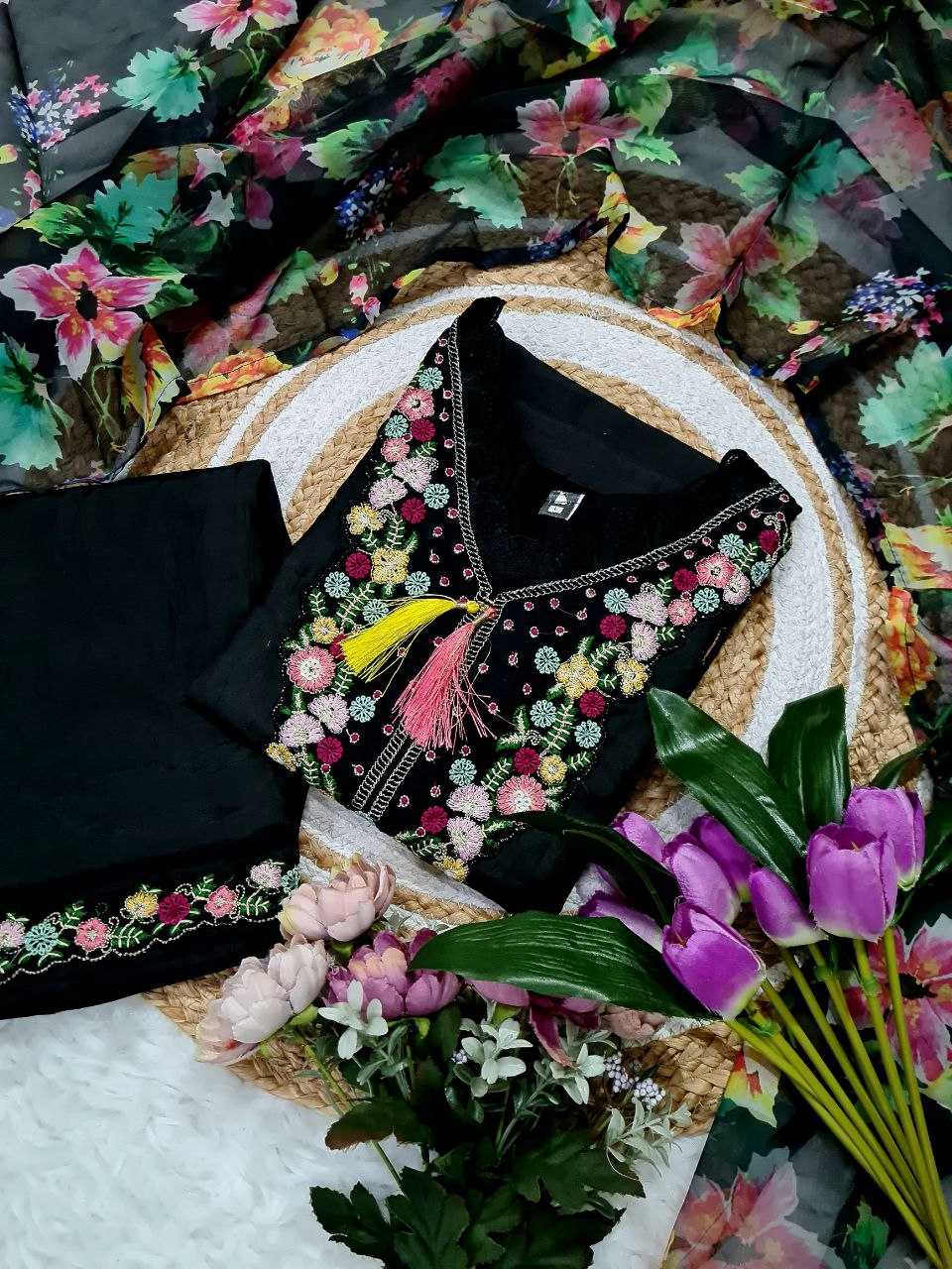 Ynf Muslin KESH529 KAJAL Kurti Wholesale Casual Kurtis Festive Kurtis Party Wear Kurtis Embroidered Kurtis A-Line Kurtis Manufacturer