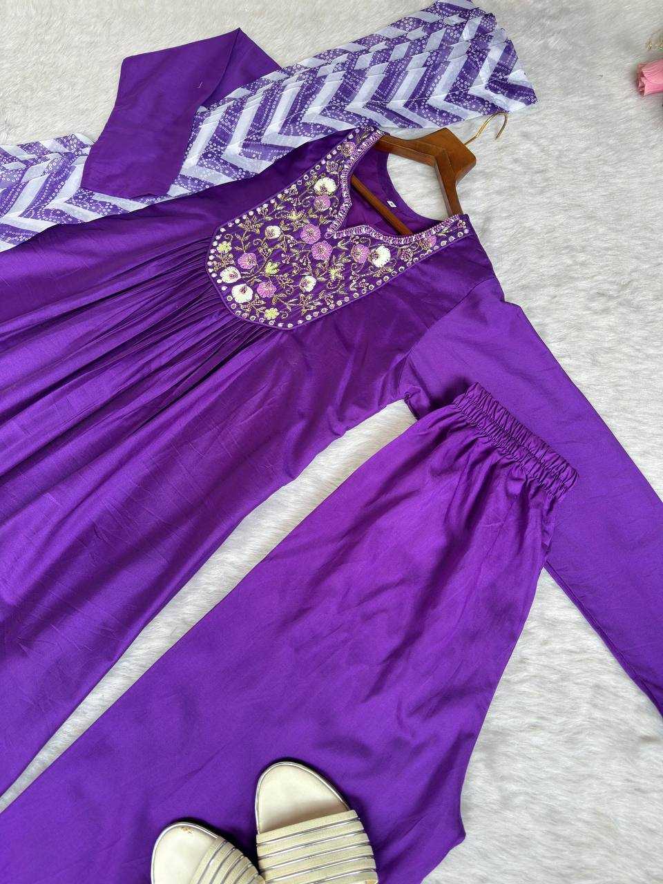 Ynf Muslin Silk KESH513 471 Gowns Wholesale Party Wear Gowns Designer Gowns Silk Gowns Manufacturer