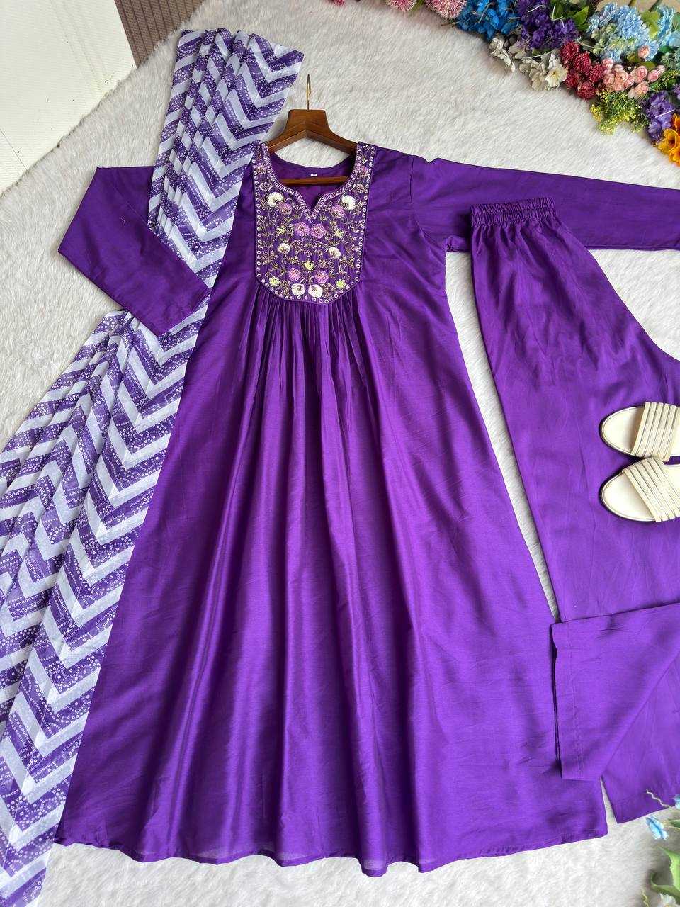 Ynf Muslin Silk KESH513 471 Gowns Wholesale Party Wear Gowns Designer Gowns Silk Gowns Manufacturer