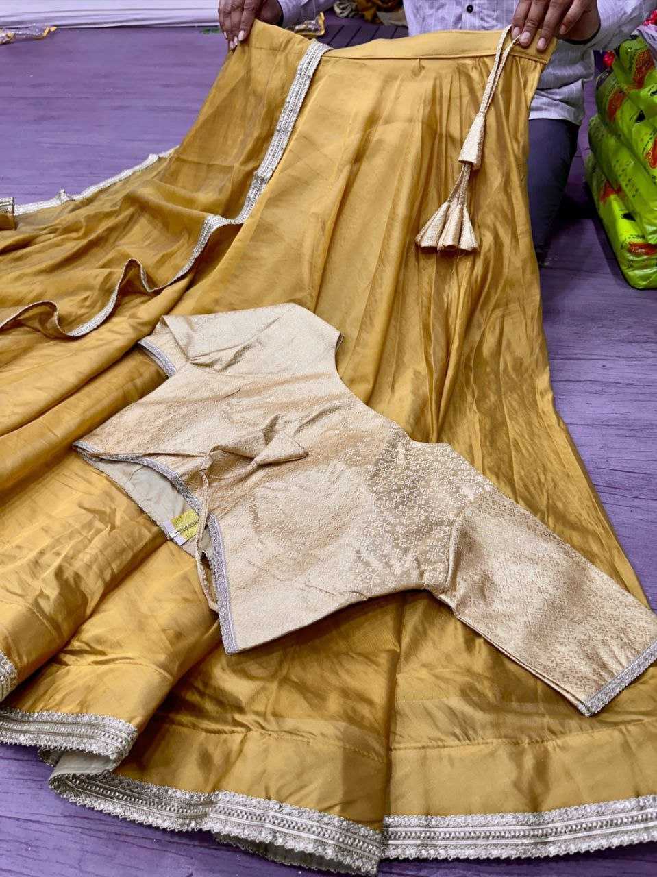 Ynf Organza Silk KESH527 ctw golden 1 Lehengas Wholesale Designer Lehenga Traditional Lehenga Golden Lehenga Manufacturer