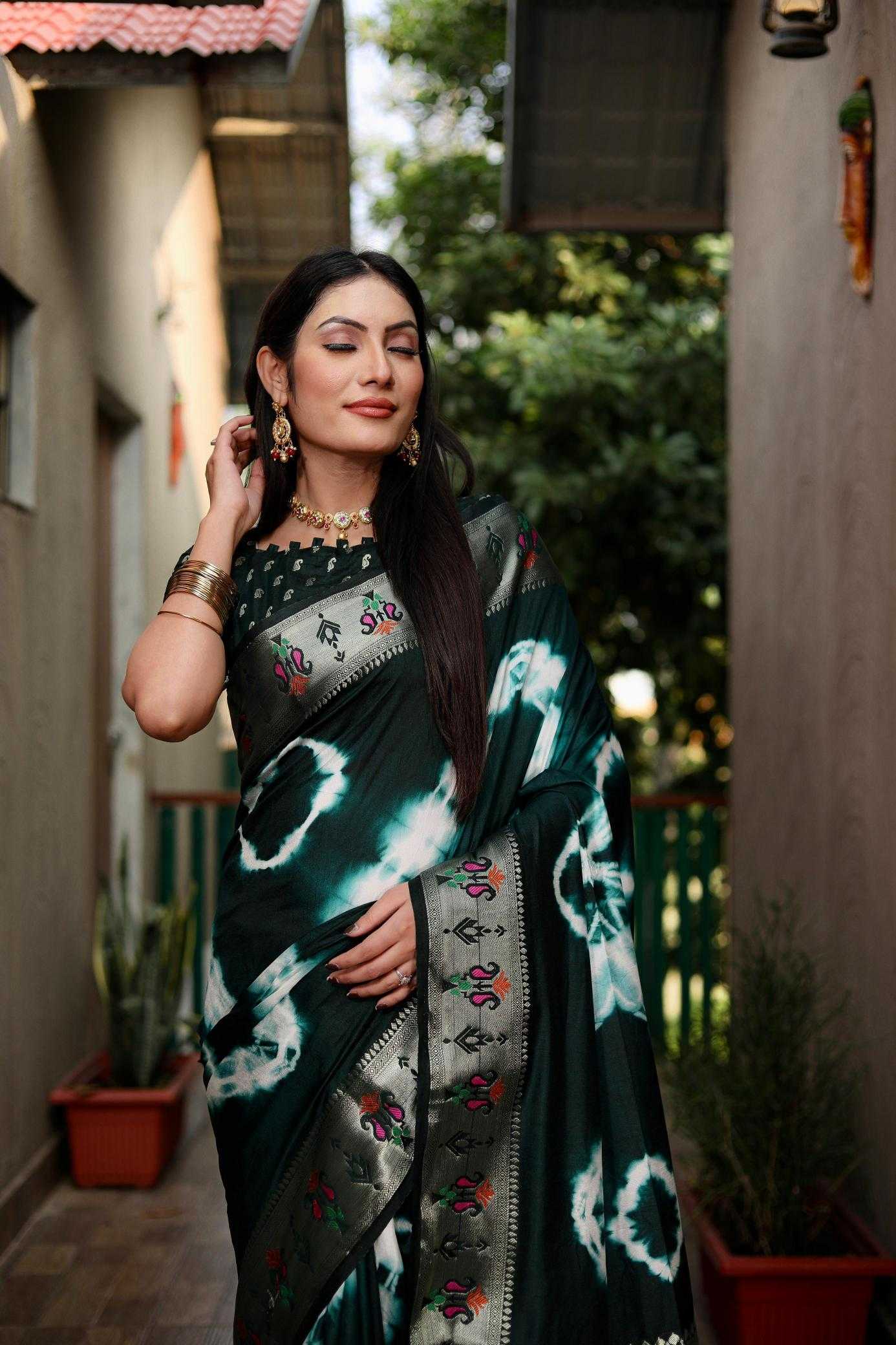 Ynf Paithani Silk RIN183 VATIKA Silk Sarees Wholesale Paithani Sarees Lightweight Silk Sarees Silk Sarees For Weddings Manufacturer