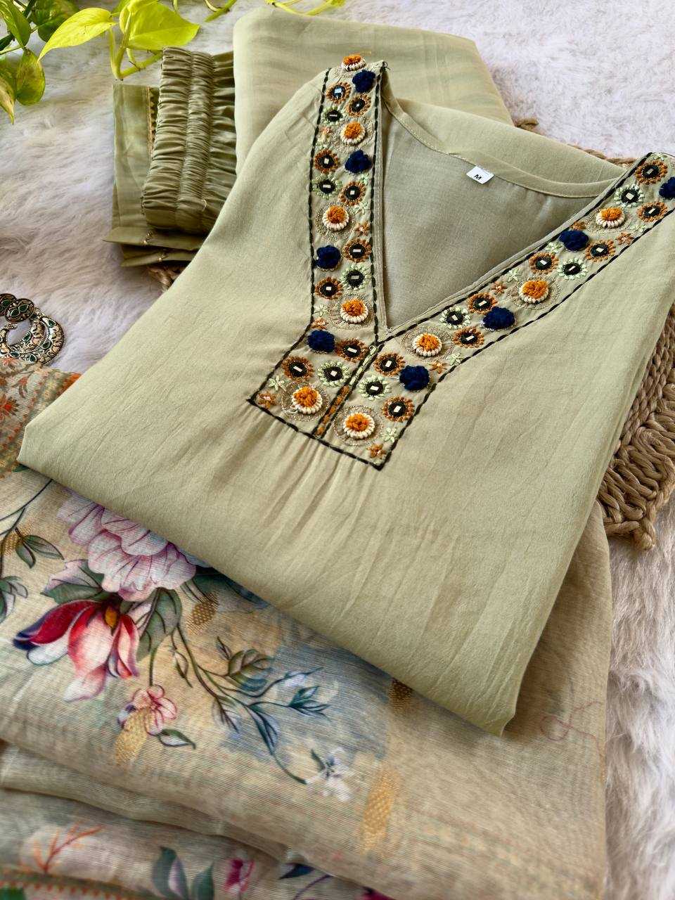 Ynf Premium Roman Silk KESH513 427 Suits & Dresses Wholesale Ladies Suits Party wear suits Designer Suits Manufacturer