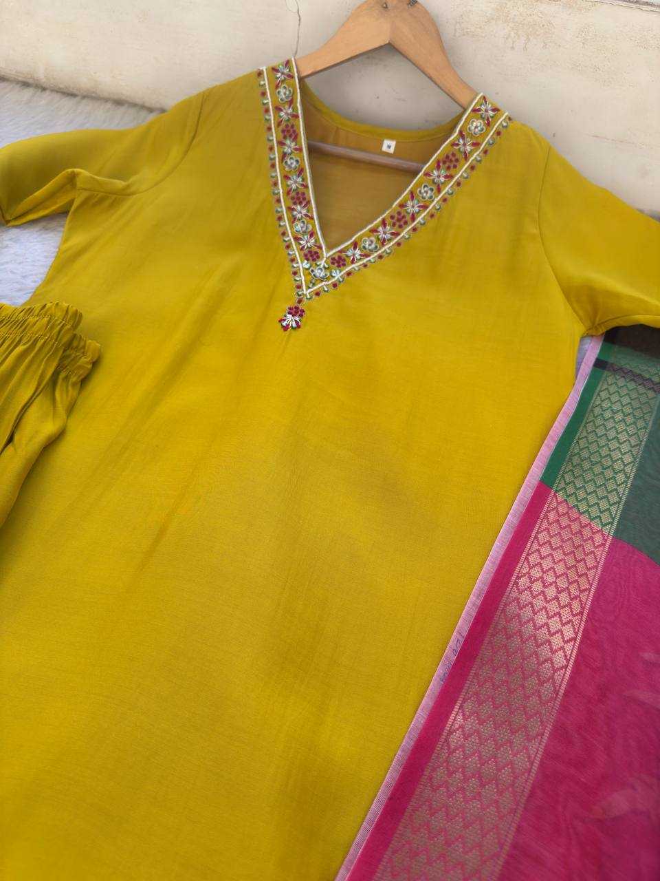 Ynf Premium Roman Silk KESH513 452 Kurti Wholesale Designer Kurtis Ladies Kurti Fancy Kurti Manufacturer