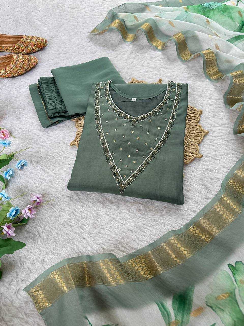 Ynf Premium Roman Silk KESH513 480 Suits & Dresses Wedding Collections Festive Collections Wholesale Ladies Salwar Suits Ladies Silk Suit Wedding Outfits Manufacturer