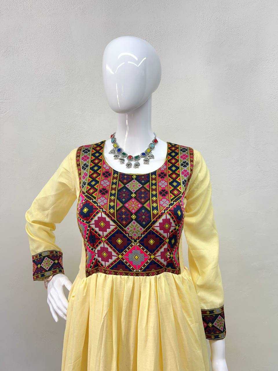 Ynf Pure Cotton KESH543 104 Gowns Wholesale Printed Gowns Fancy Gowns Embroidery Gowns Manufacturer