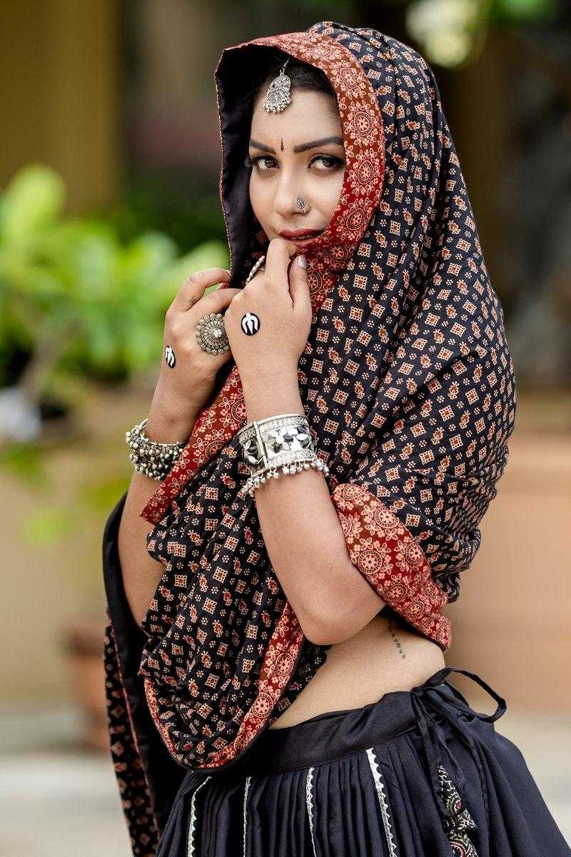 Ynf Pure Cotton RIN227 7075 Lehengas Wholesale Designer Lehenga Fancy Lehenga Traditional Lehenga Manufacturer