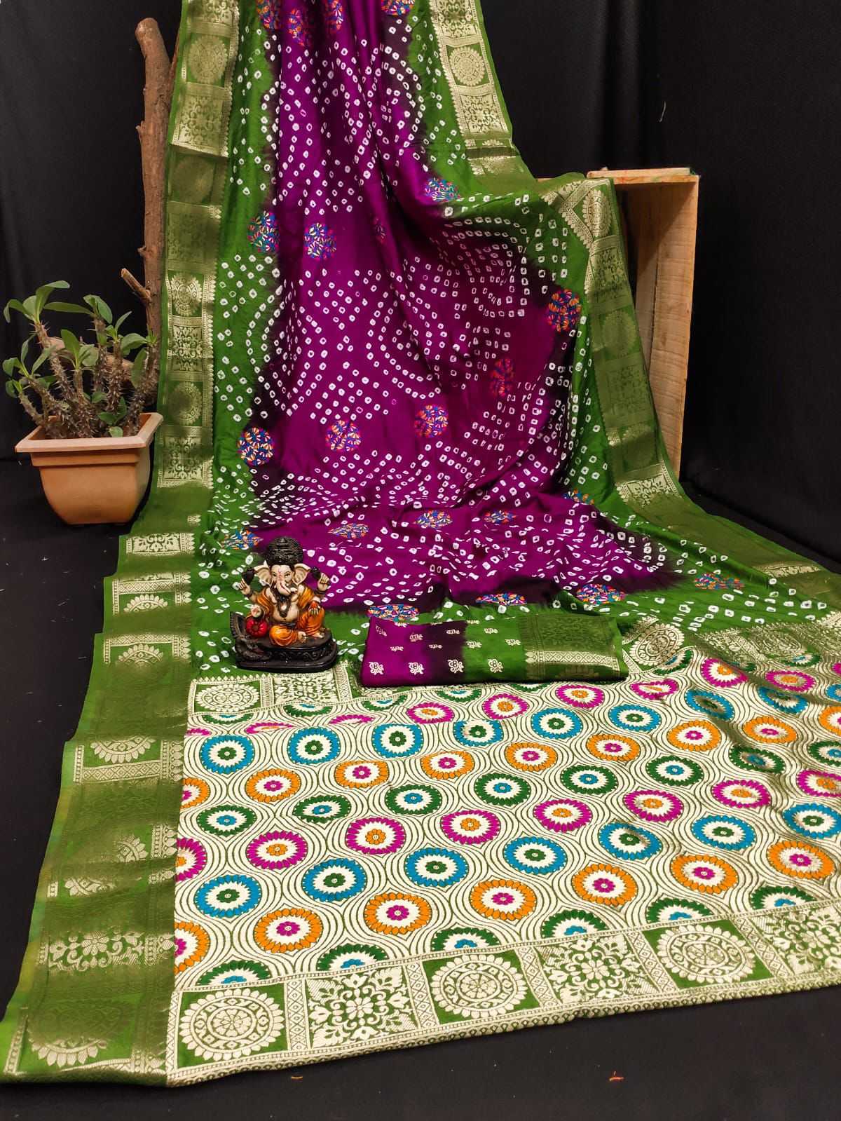 Ynf Pure Silk RIN183 ISHANI Silk Sarees Wholesale Traditional Silk Sarees Designer Silk Sarees Zari Border Silk Sarees Manufacturer