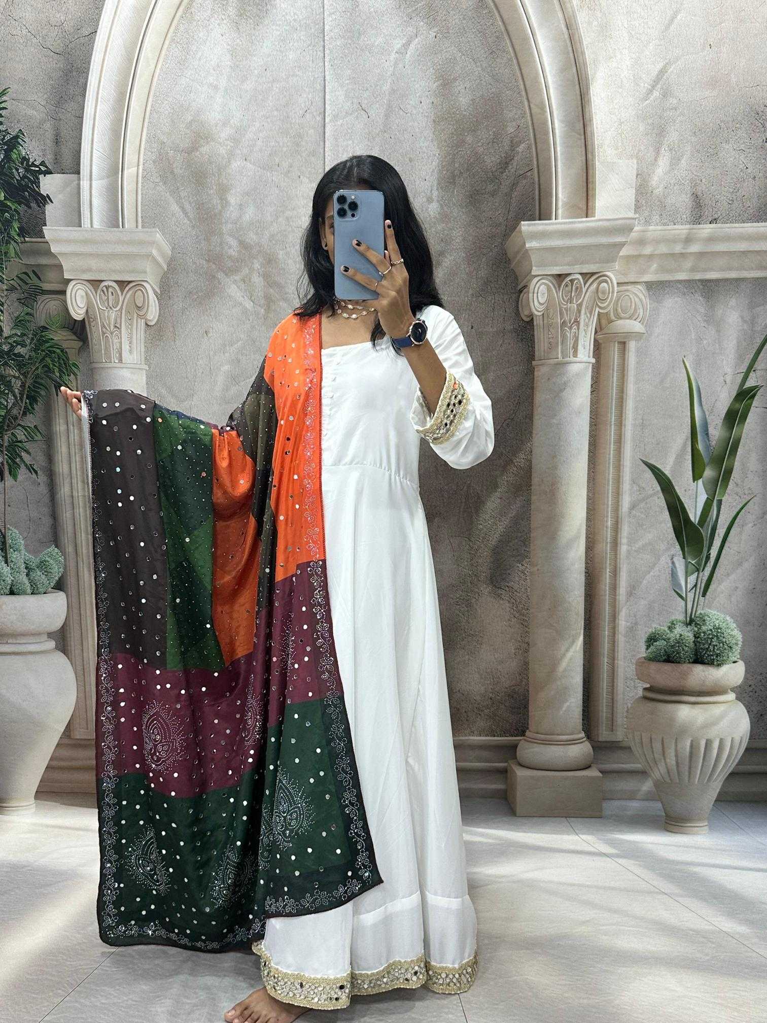 Ynf Pure Silk RIN222 Coding Gowns Festive Collections Wholesale Designer Gowns Silk Gowns Onam Collections Manufacturer