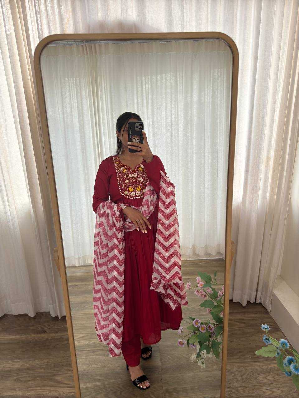 Ynf Pure Viscos KESH513 444 Gowns Wholesale Fancy Gowns Party Wear Gowns Designer Gowns Manufacturer