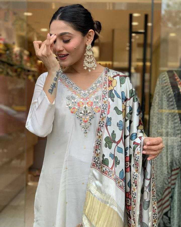 Ynf Pure Viscos KESH529 DRASHTI Suits & Dresses Wholesale Ladies Suits Embroidery Suits Anarkali Suits Casual Dresses Manufacturer