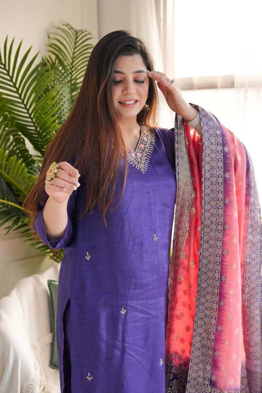 Ynf Pure Viscos KESH529 KASHISH Kurti Wholesale Casual Kurtis Festive Kurtis Party Wear Kurtis Embroidered Kurtis Manufacturer