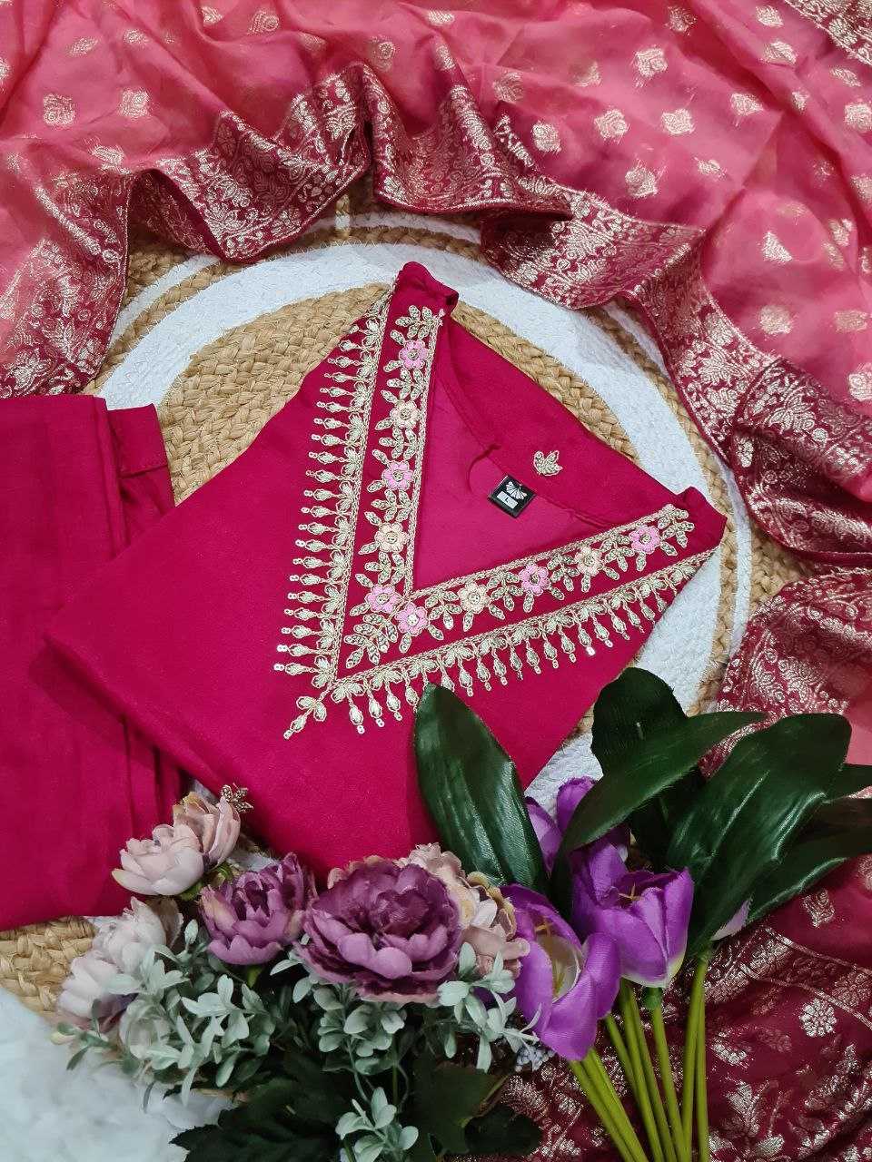 Ynf Pure Viscos KESH529 KASHISH Kurti Wholesale Casual Kurtis Festive Kurtis Party Wear Kurtis Embroidered Kurtis Manufacturer